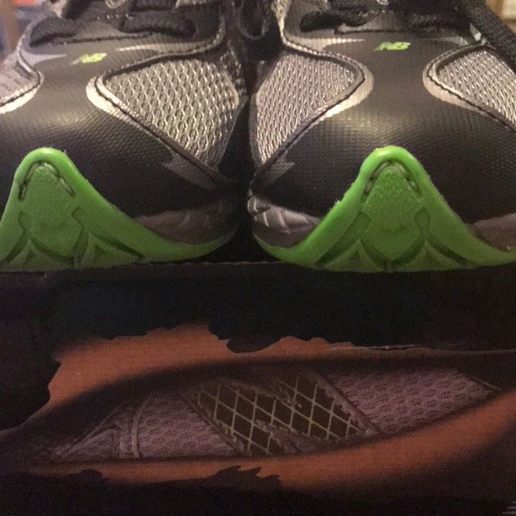 401 New balance fierce trax kj910ggg green black shoes athletic boys youth sz 4 - Picture 3 of 8